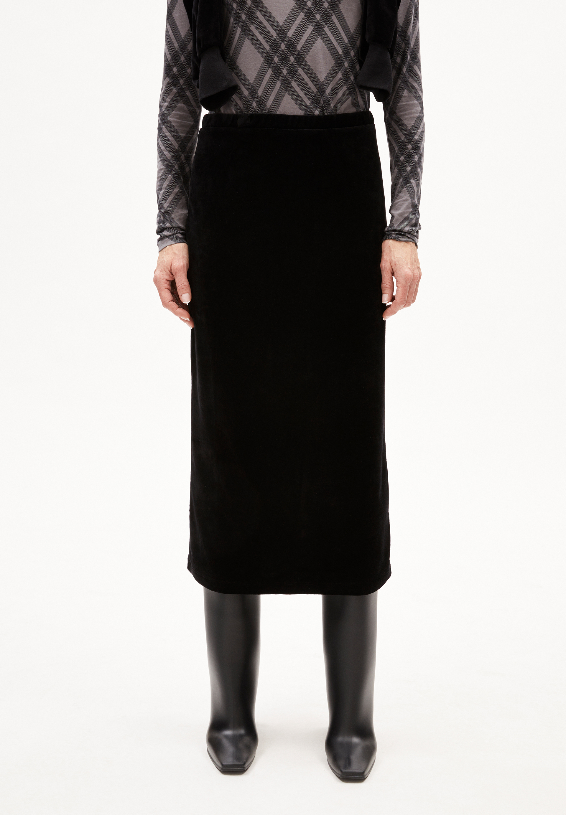 EMOLGAA Jerseyrock Slim Fit aus Samt