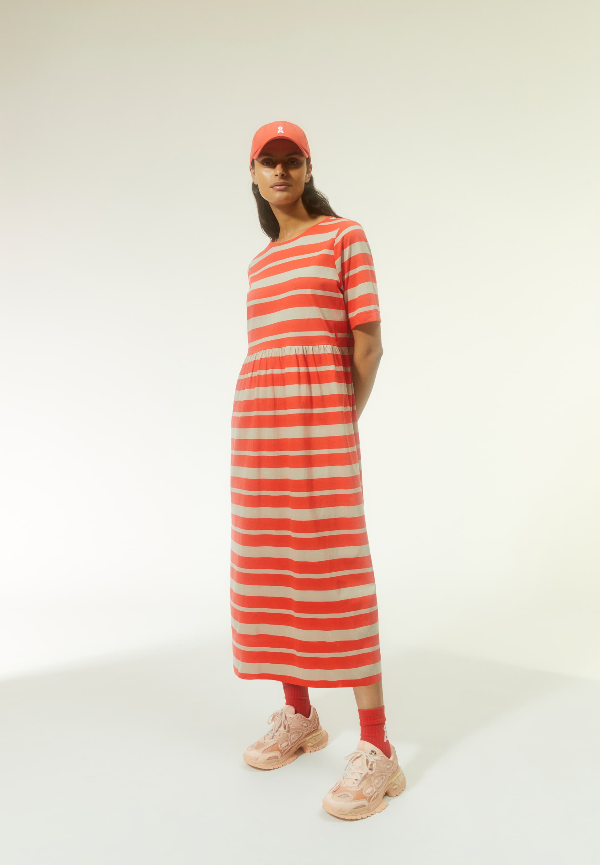 TAAKYRA BLOCK STRIPES Jersey jurk Loose Fit van biologisch katoen