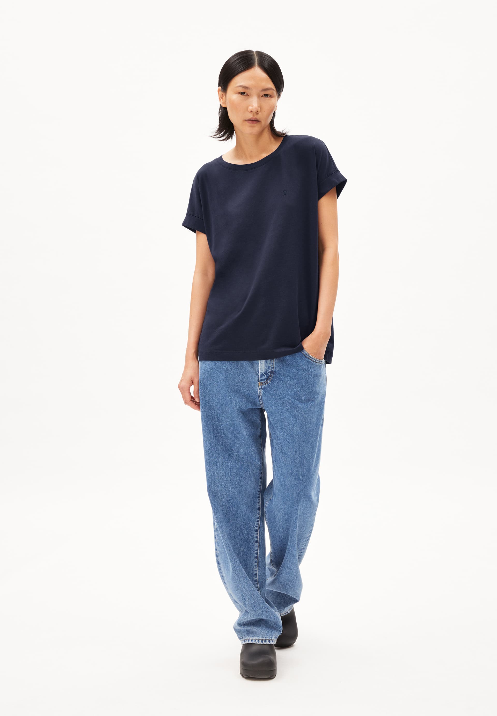 IDAARA T-Shirt Loose Fit aus Bio-Baumwolle