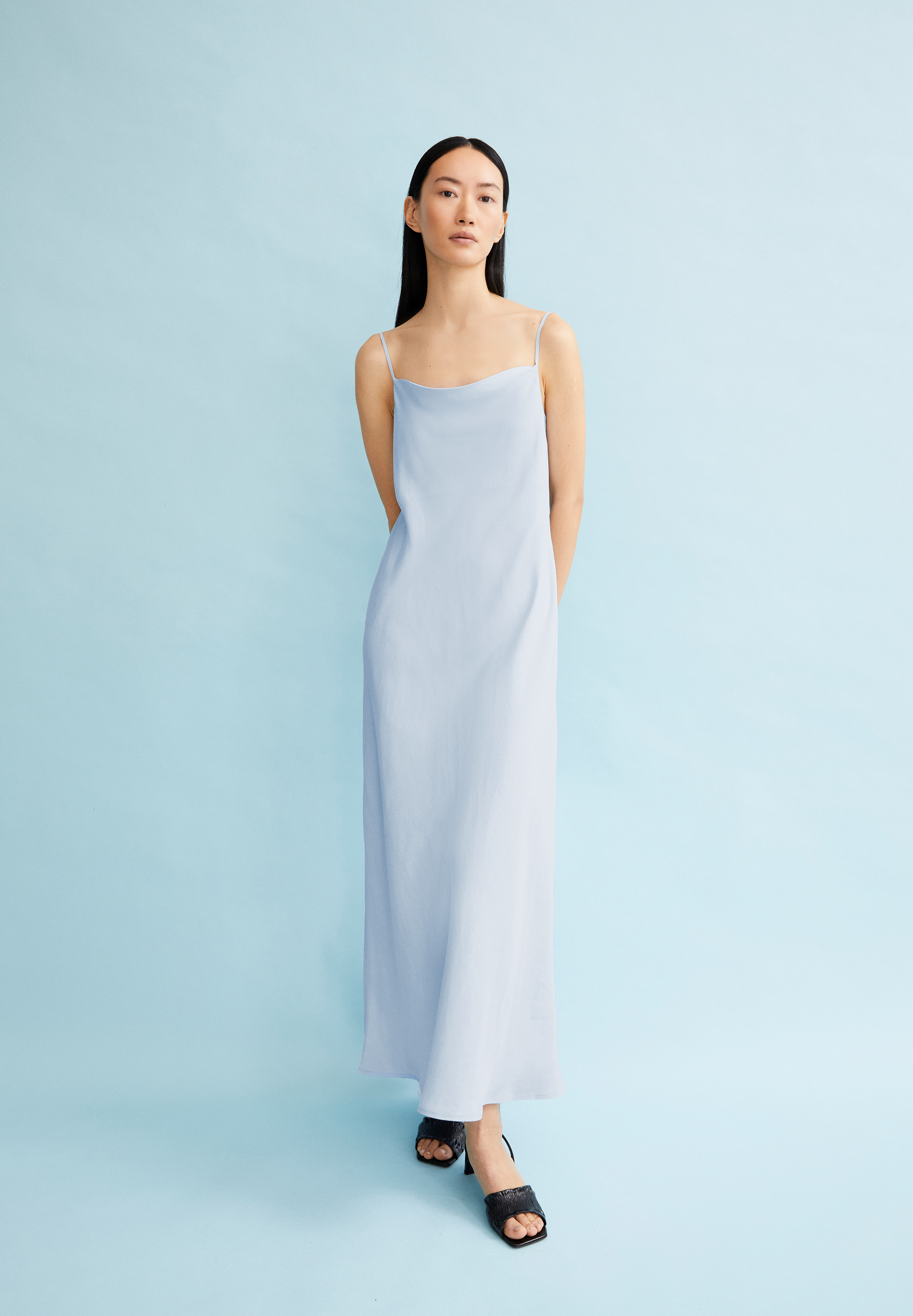 NELEAA Webkleid aus TENCEL™ LUXE Lyocell Mix