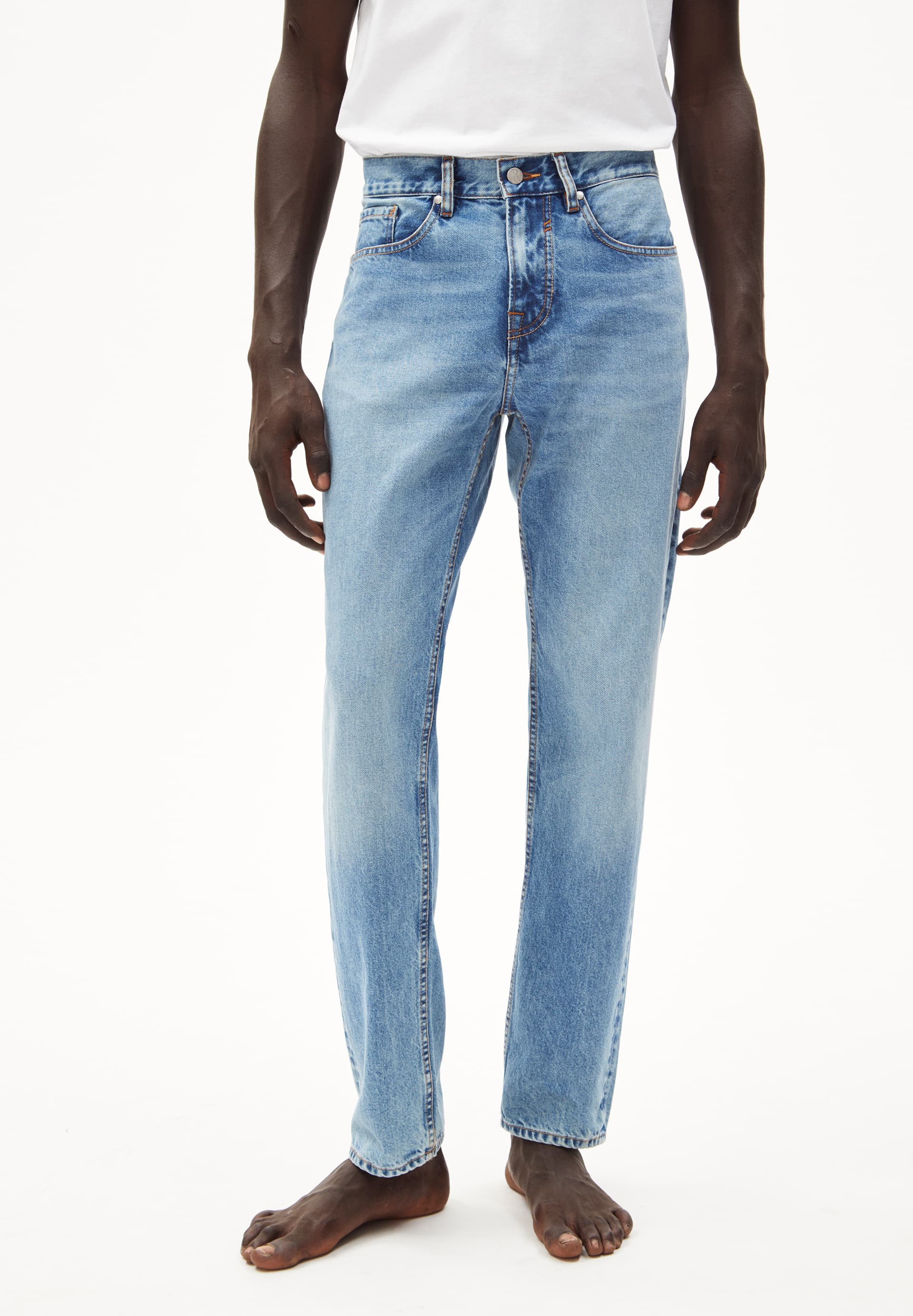DYLAANO Straight Fit Denim aus recycelter Baumwolle