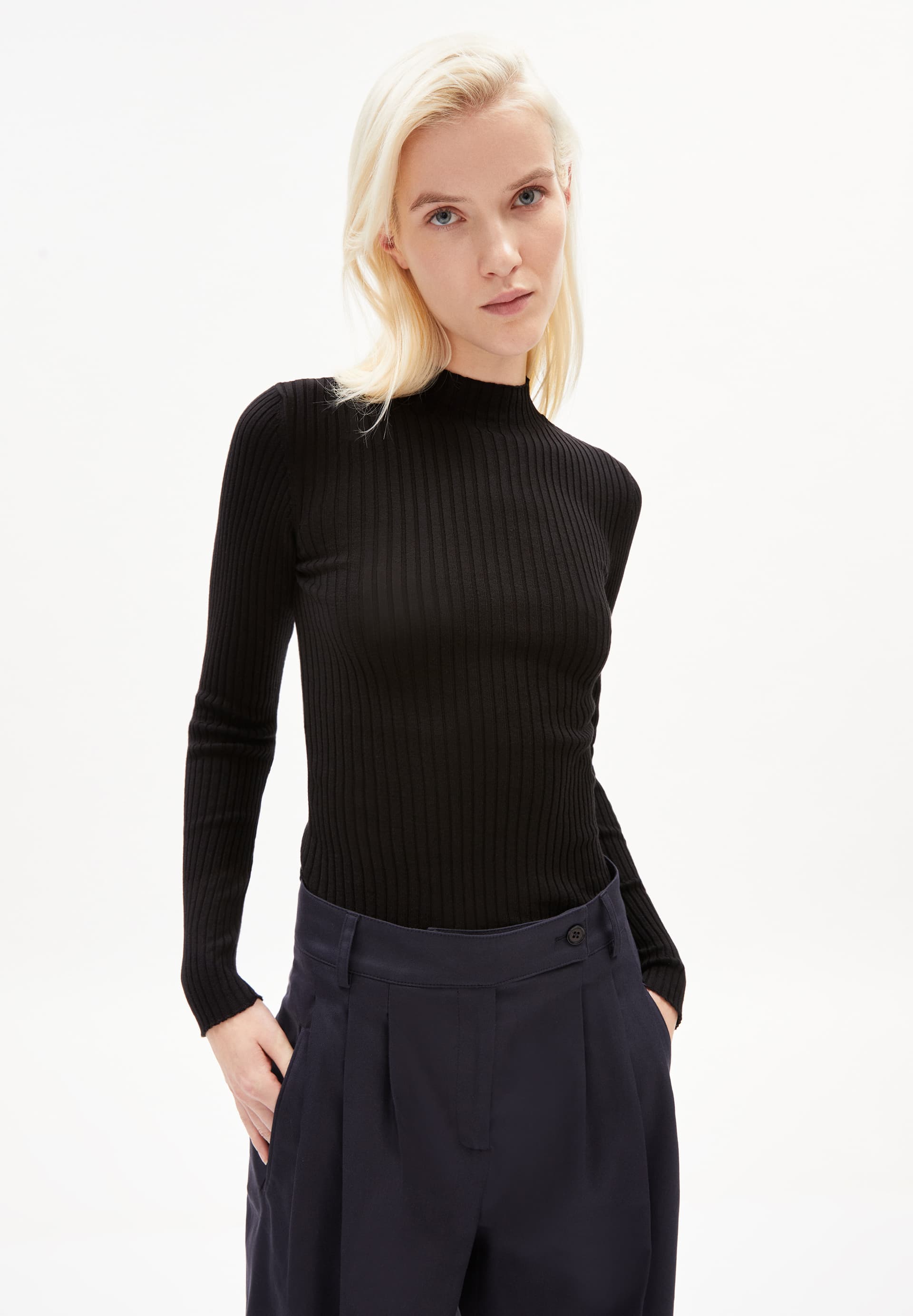 ALAANIA Sweater Slim Fit made of Organic Cotton