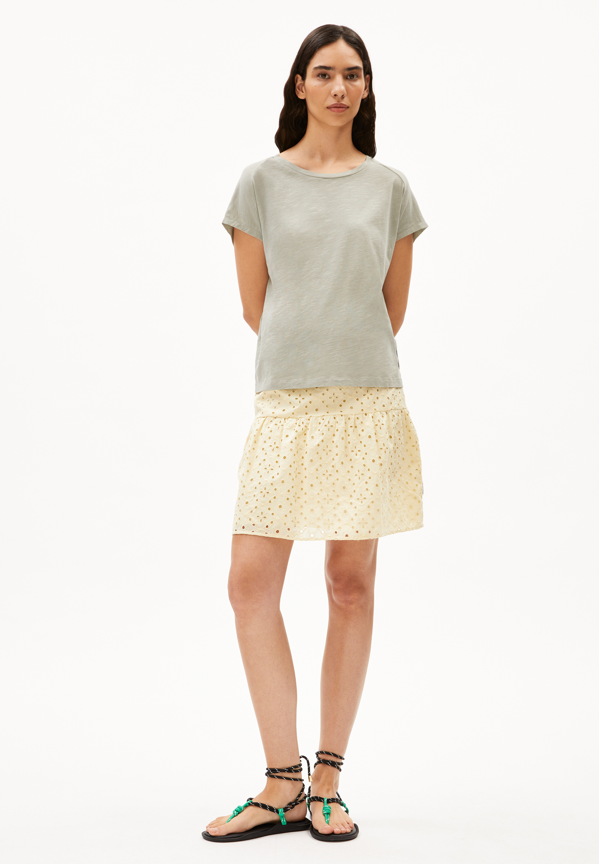 ONELIAA T-Shirt aus Bio-Baumwolle
