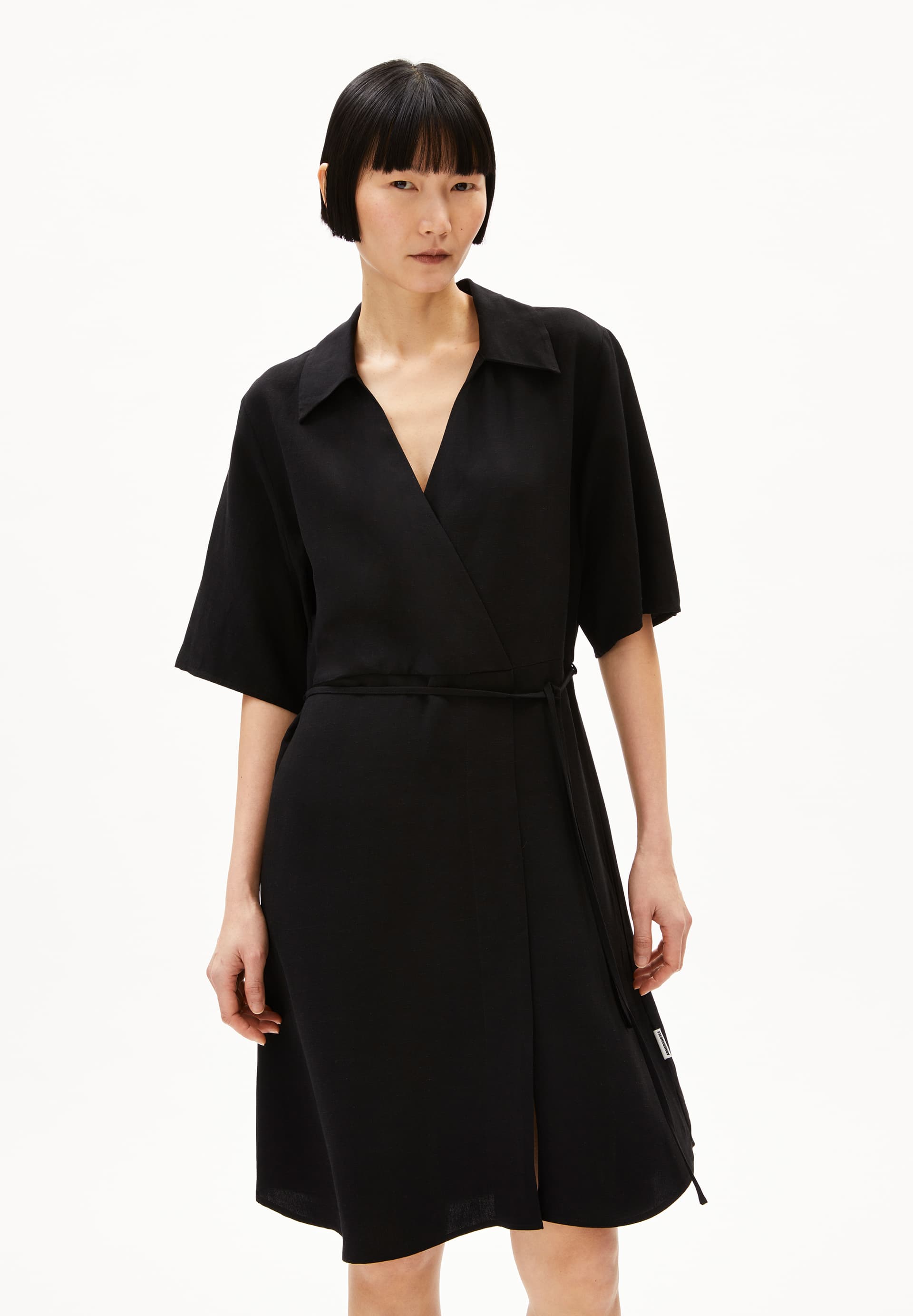 FEMNAAMI LINO - Frauen Regular Fit Kleid - schwarz